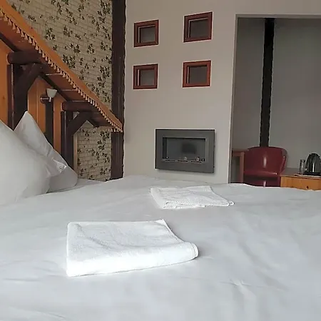 Mountain 3*