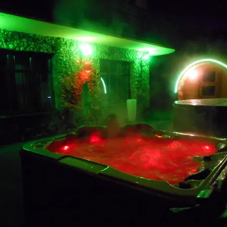 Mountain Aparthotel 3*