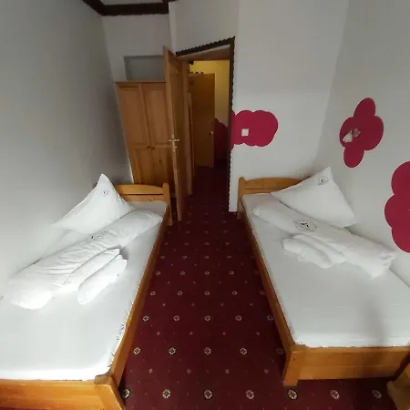 Hotel apartamentowy Mountain