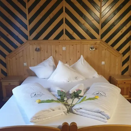 Hotel apartamentowy Mountain 3*