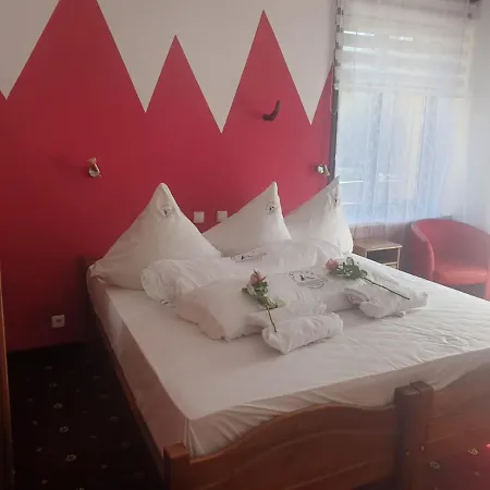 Aparthotel Mountain 3*